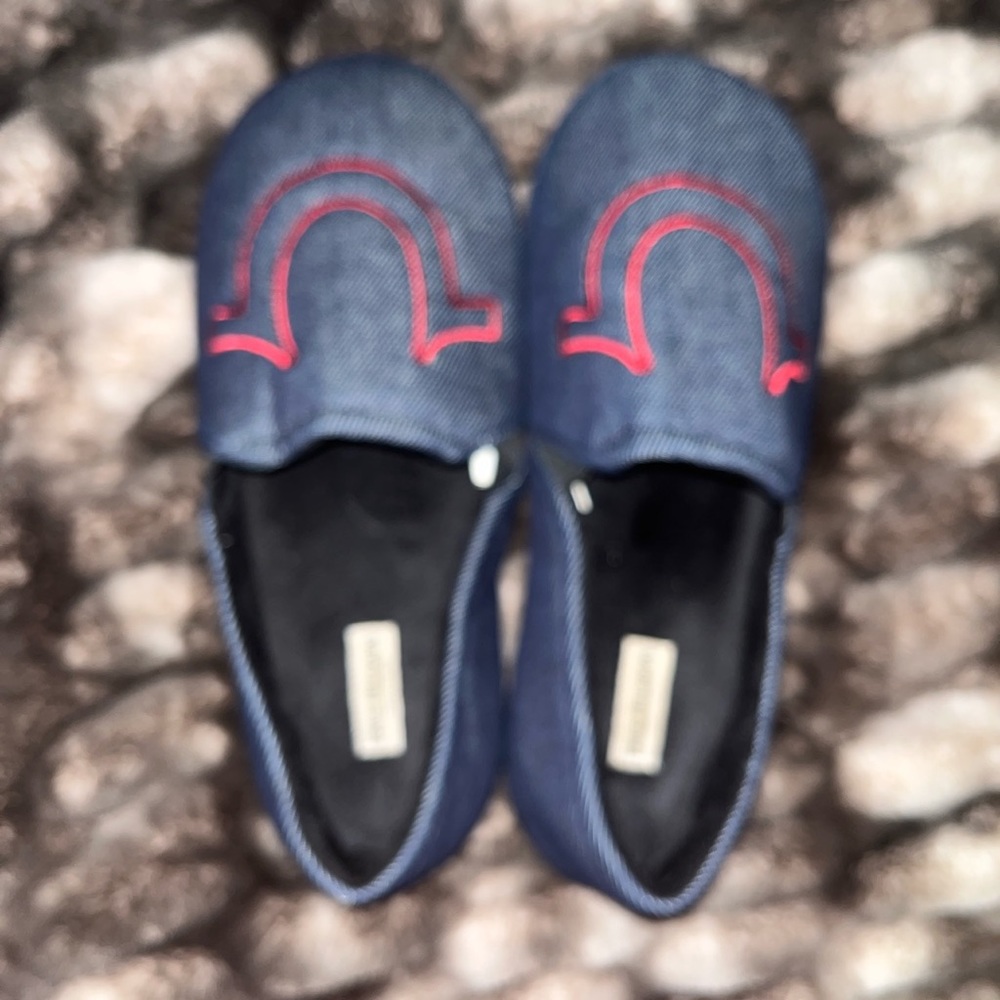 true religion slippers